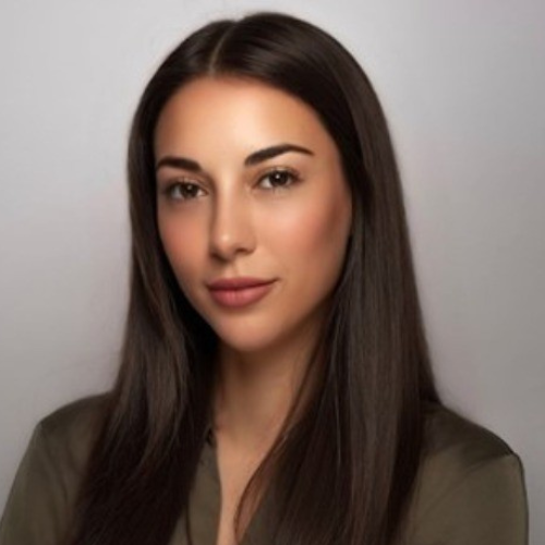 <b>Alkim Mete<br/>Microsoft UK</b><br/><br/>Senior Azure Data & AI Lead at Microsoft, Alkim drives global innovation and inclusion. She mentors diverse talent, co-chairs Social Mobility UK, and leads ethical AI strategy across 120 countries.
